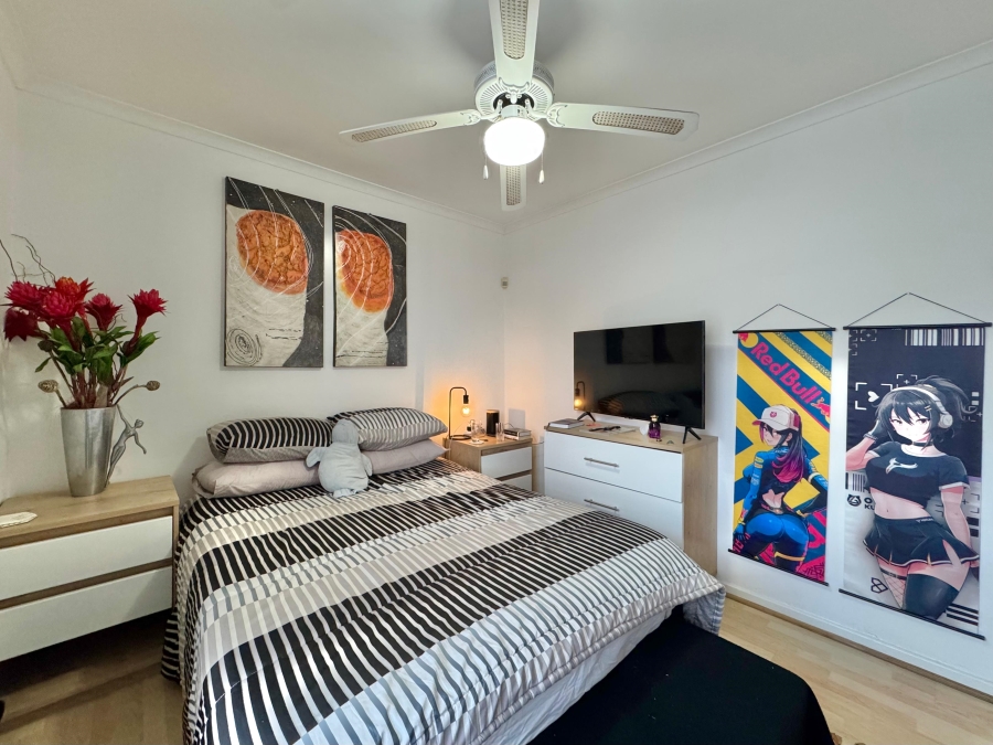 2 Bedroom Property for Sale in Kenilworth Western Cape